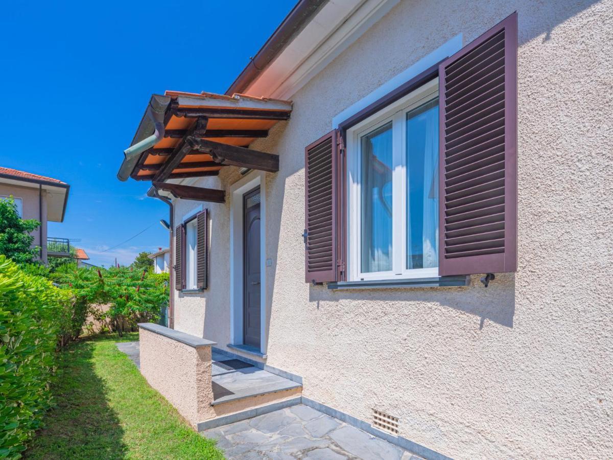 Holiday Home Francesca By Interhome Marina di Pietrasanta Bagian luar foto